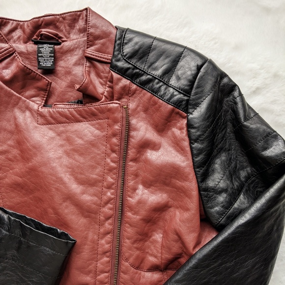 Rue21 Black & Wine Vegan Leather Cropped Jacket - Picture 5 of 11